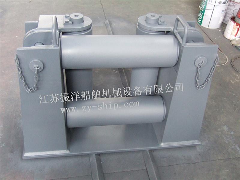 启闭式滚柱导缆器